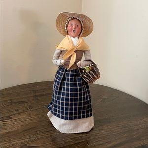 Byers Choice Caroler